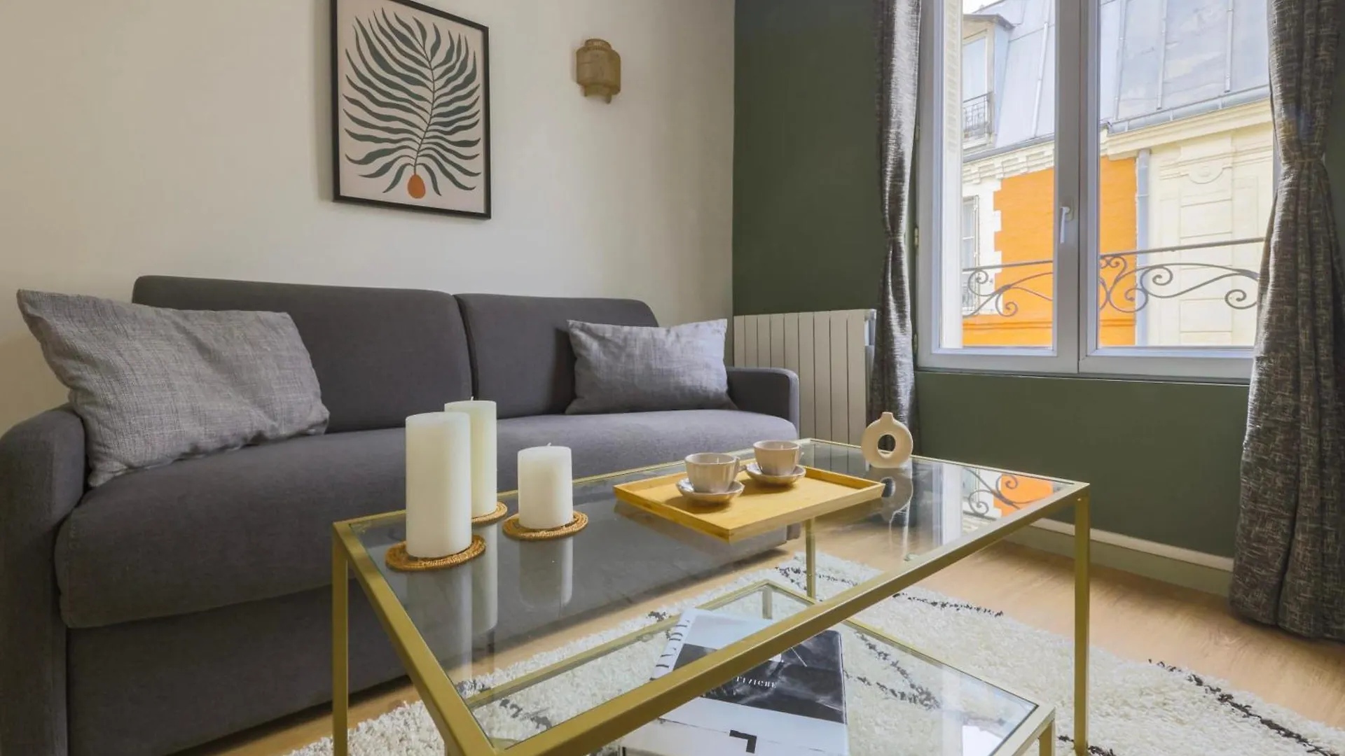 1592 Opera District Comfortable Retreat *